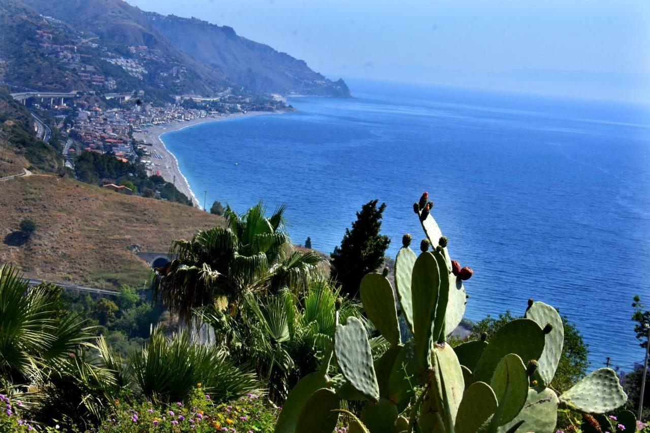 Taormina Sunny Apartment - Taormina Holidays Екстериор снимка